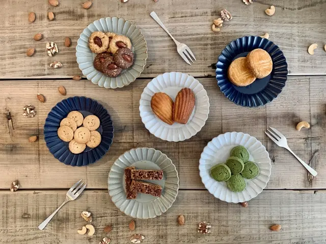 【体験談あり】お菓子だけ食べて痩せる！？体重は落ちるけどその後が大変なことに・・・